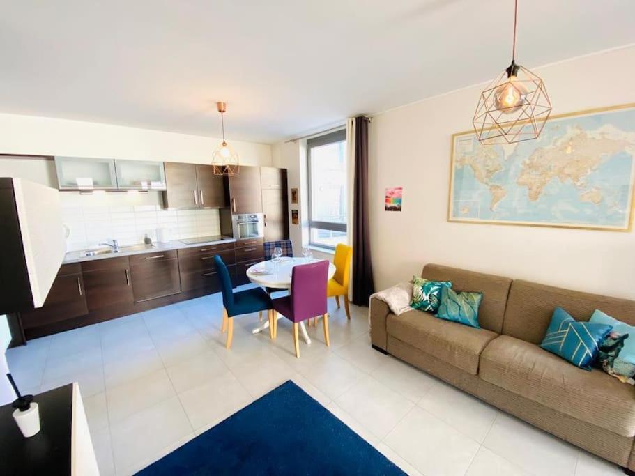 In Center With Private Terrace Apartment